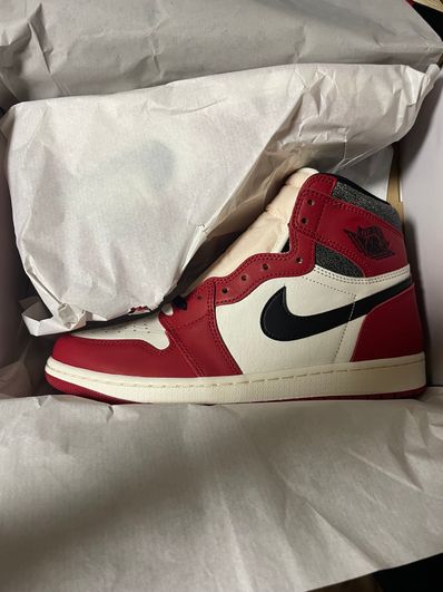 Nike Air Jordan 1 High OG "Lost & Found/Chicago"