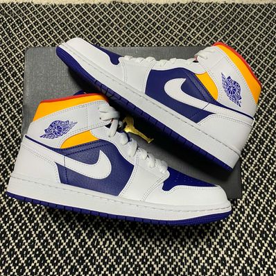 NIKE AIR JORDAN 1 MID "WHITE/NAVY/YELLOW"