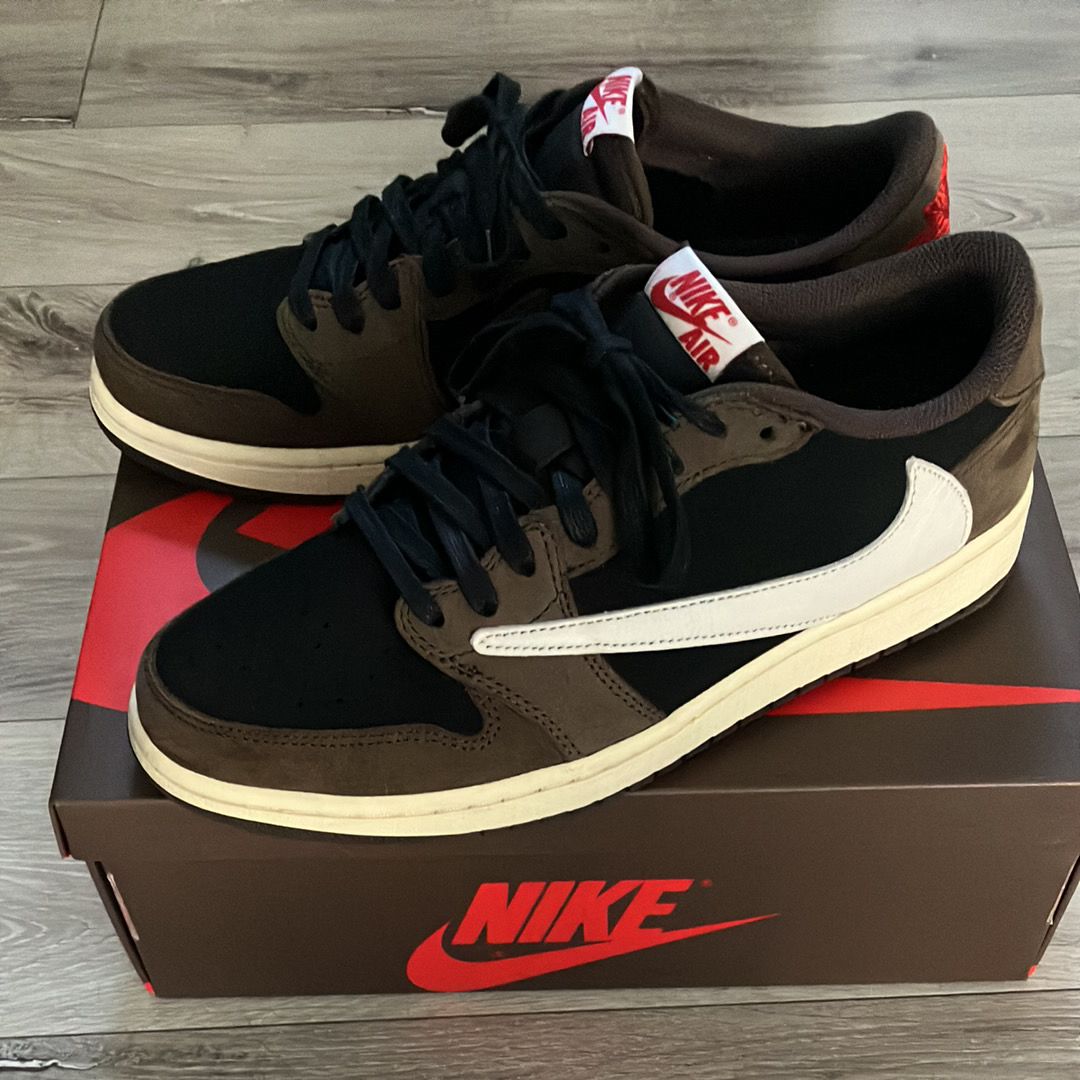 Travis Scott × Nike Air Jordan 1 Low OG SP-T "Black/Dark Mocha"