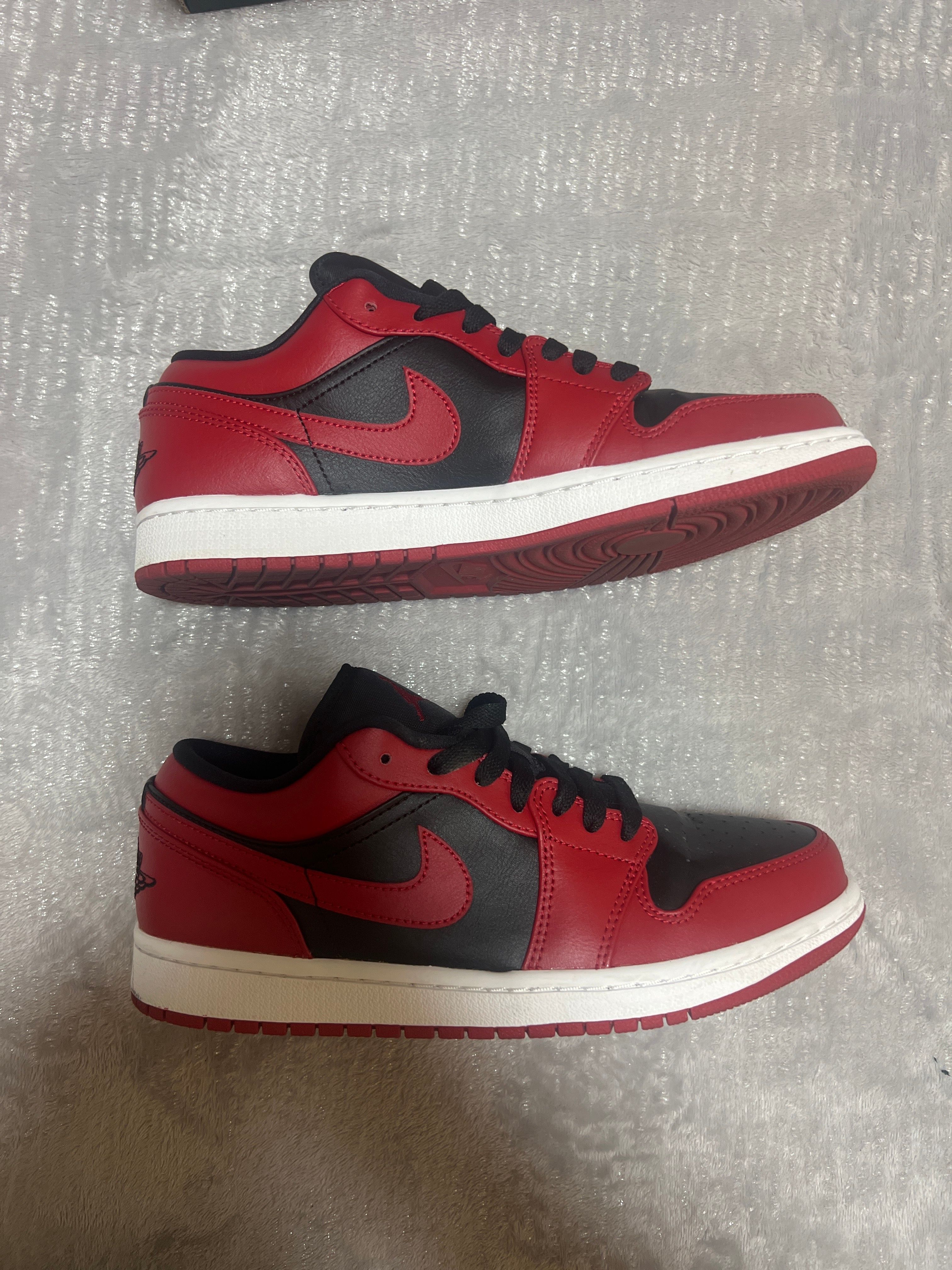 Nike Air Jordan 1 Low "Varsity Red"