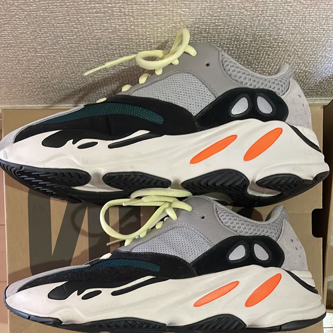 adidas YEEZY Boost 700 "Wave Runner"