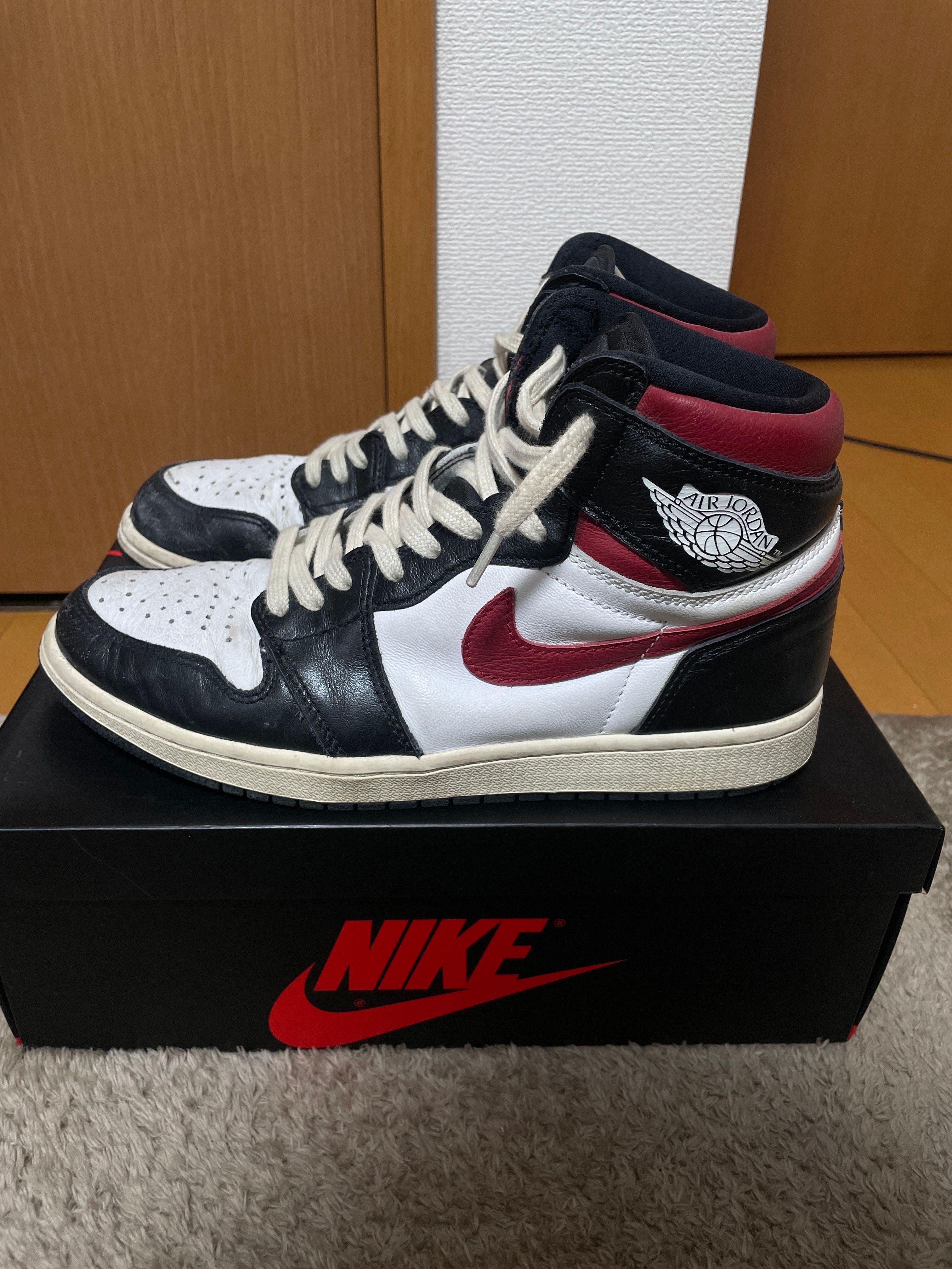 Nike Air Jordan 1 Retro High "Black/White/Sail/Gym Red"    