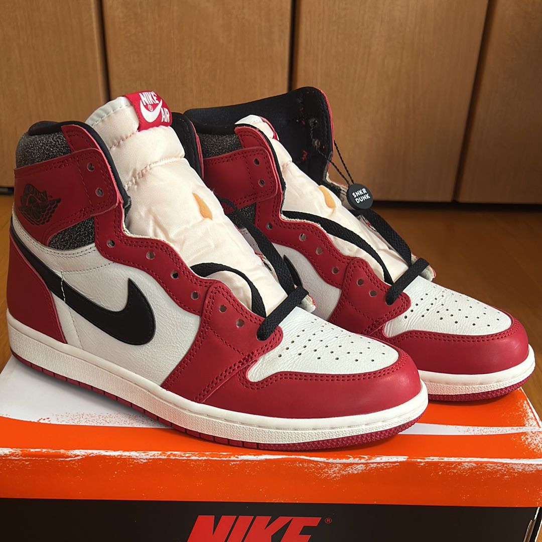 Nike Air Jordan 1 High OG "Lost & Found/Chicago"