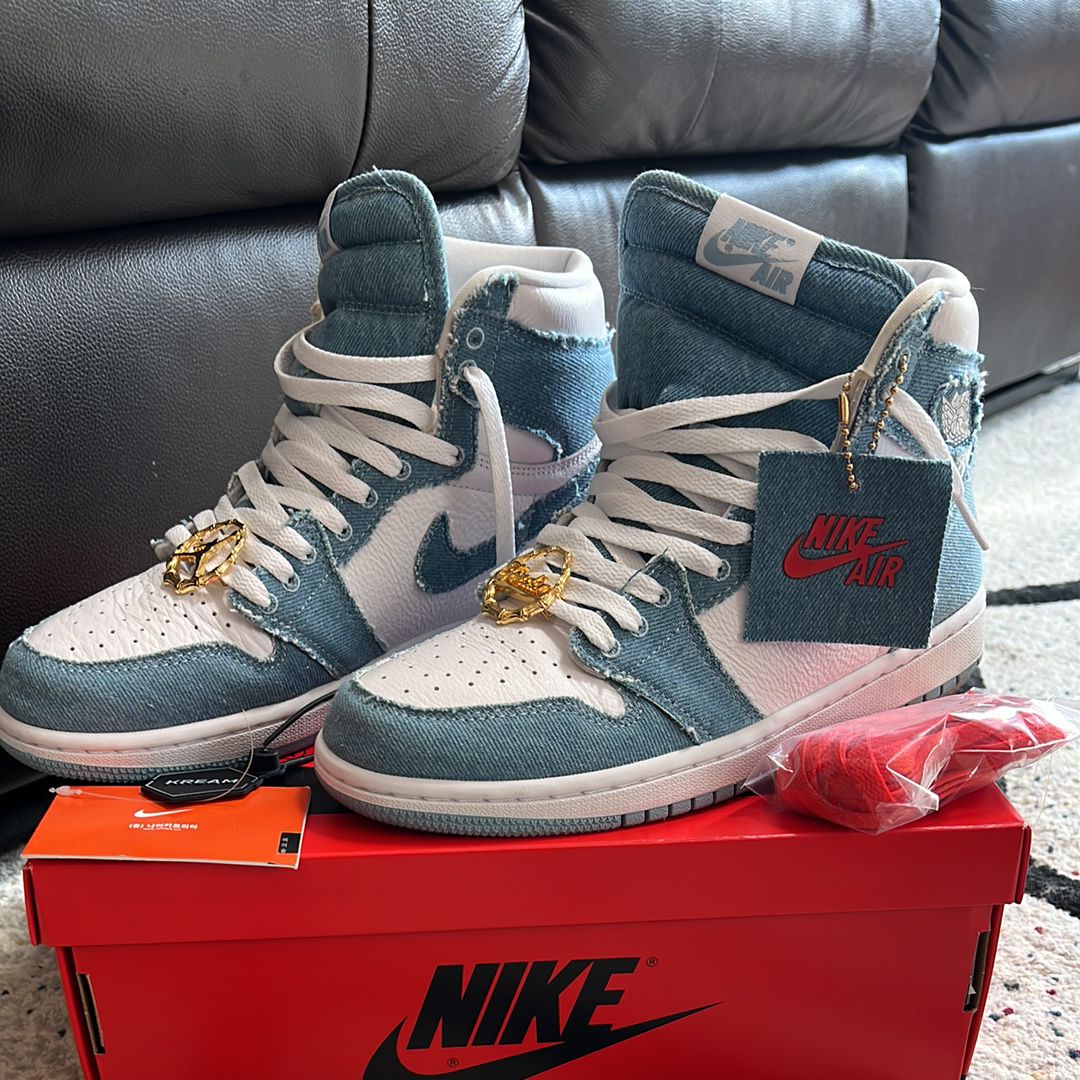 Nike Women's Air Jordan 1 High OG "Denim"
