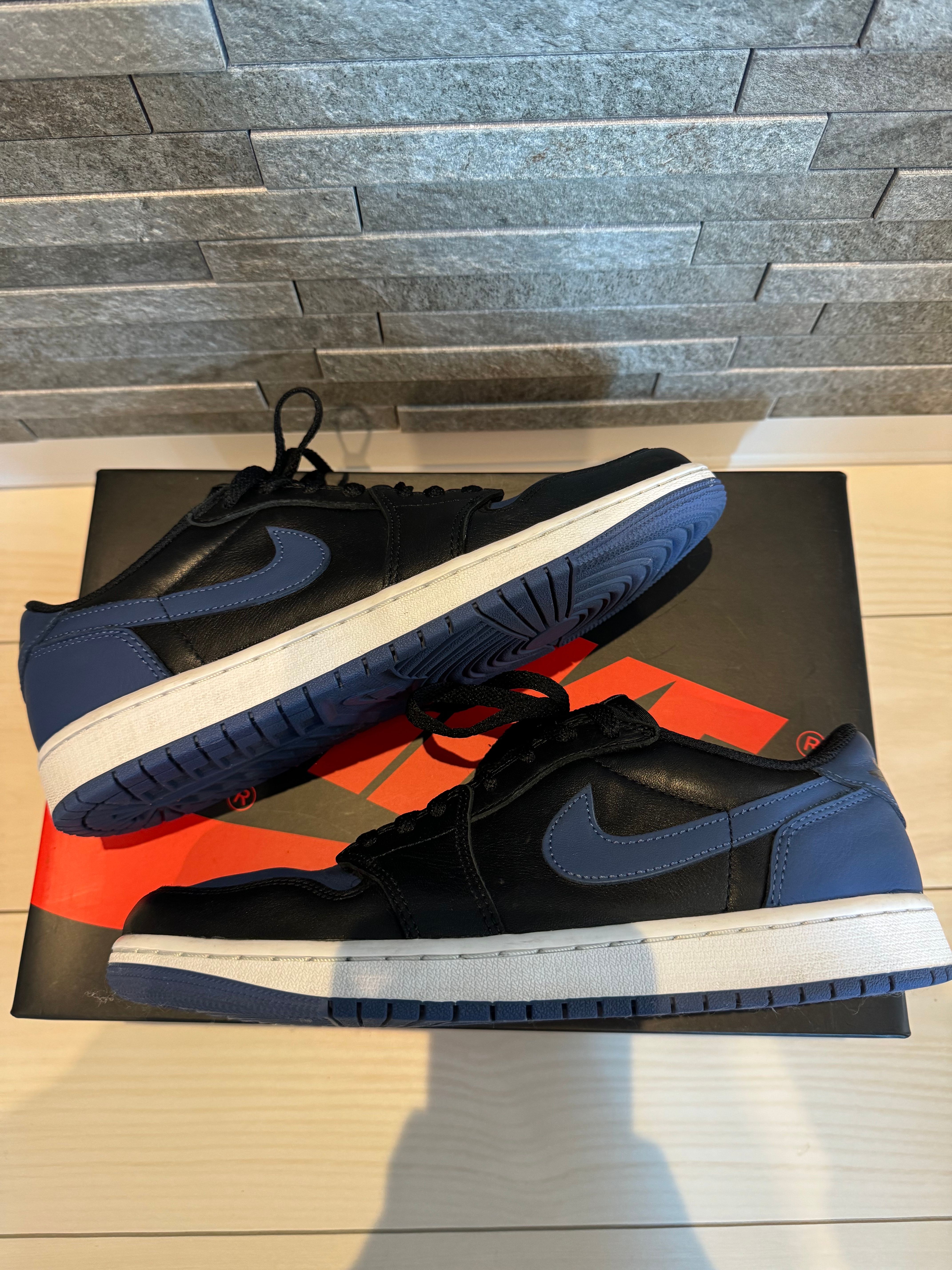 Nike Air Jordan 1 Low OG "Mystic Navy"