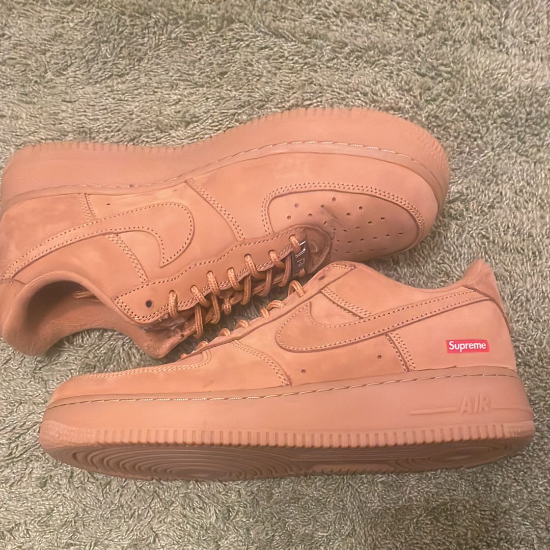 Supreme × Nike Air Force 1 Low "Flax/Wheat"