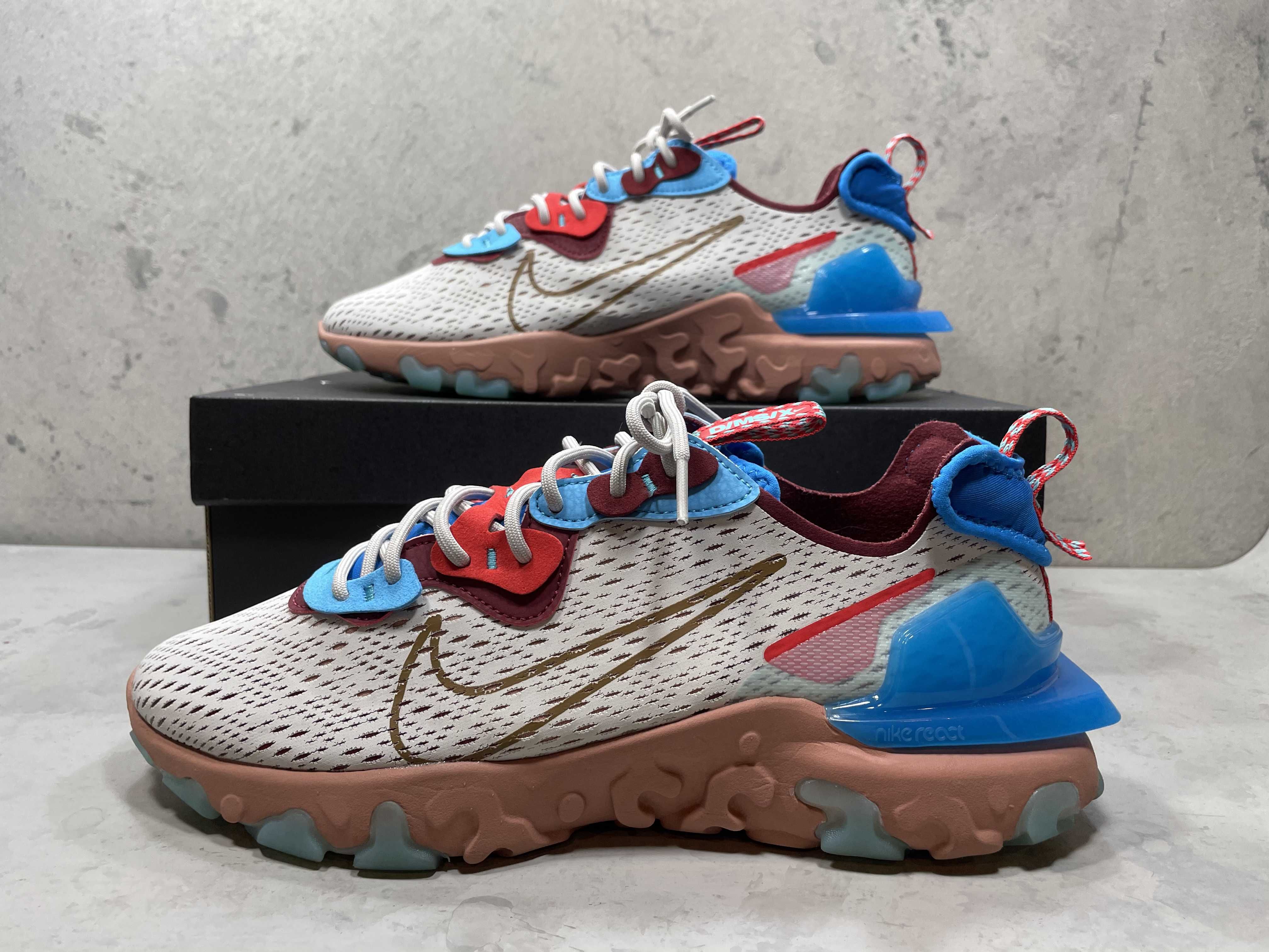 ナイキ リアクト ビジョン "デザートオアシス"