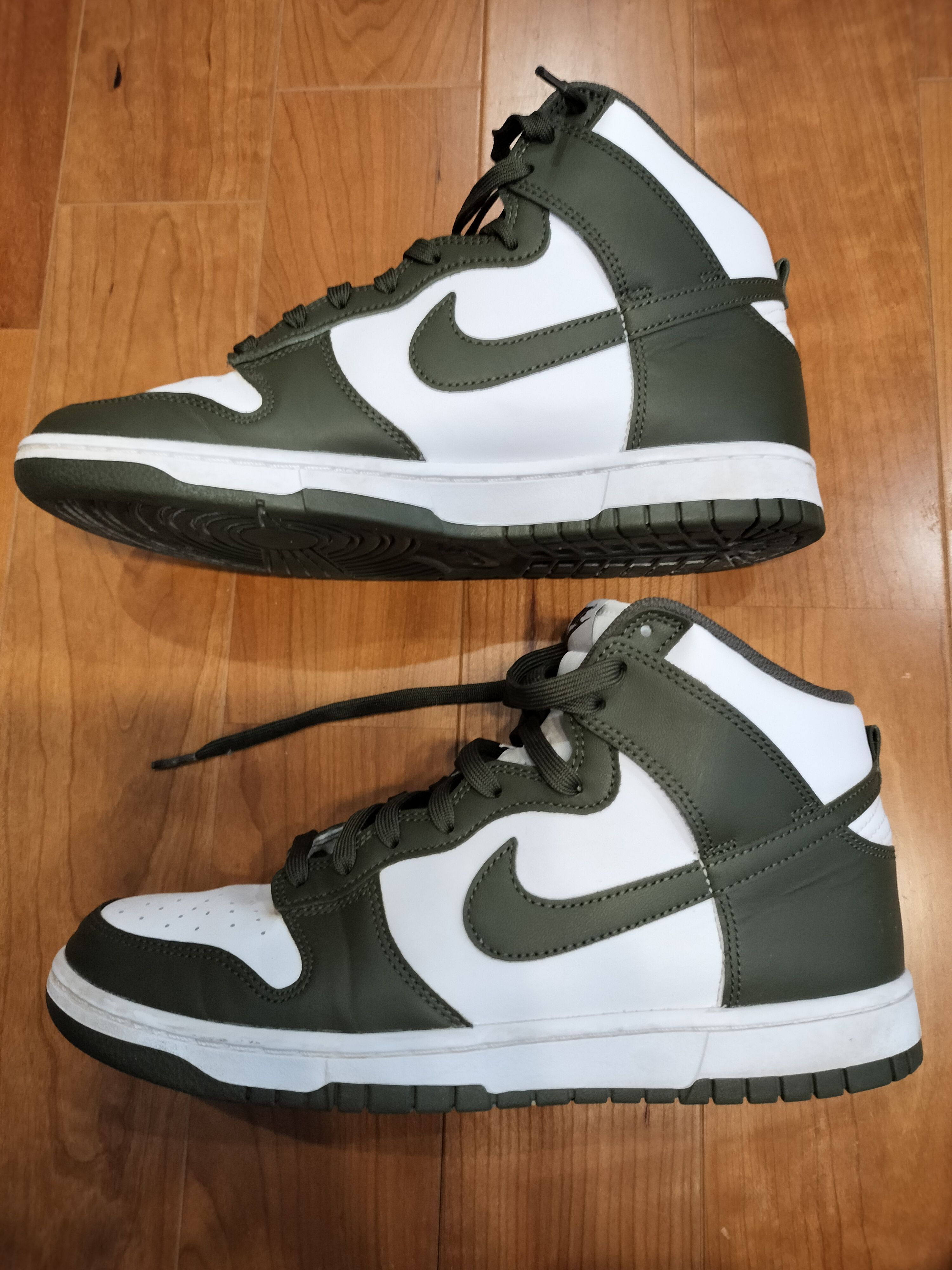 Nike Dunk High "Championship Khaki"