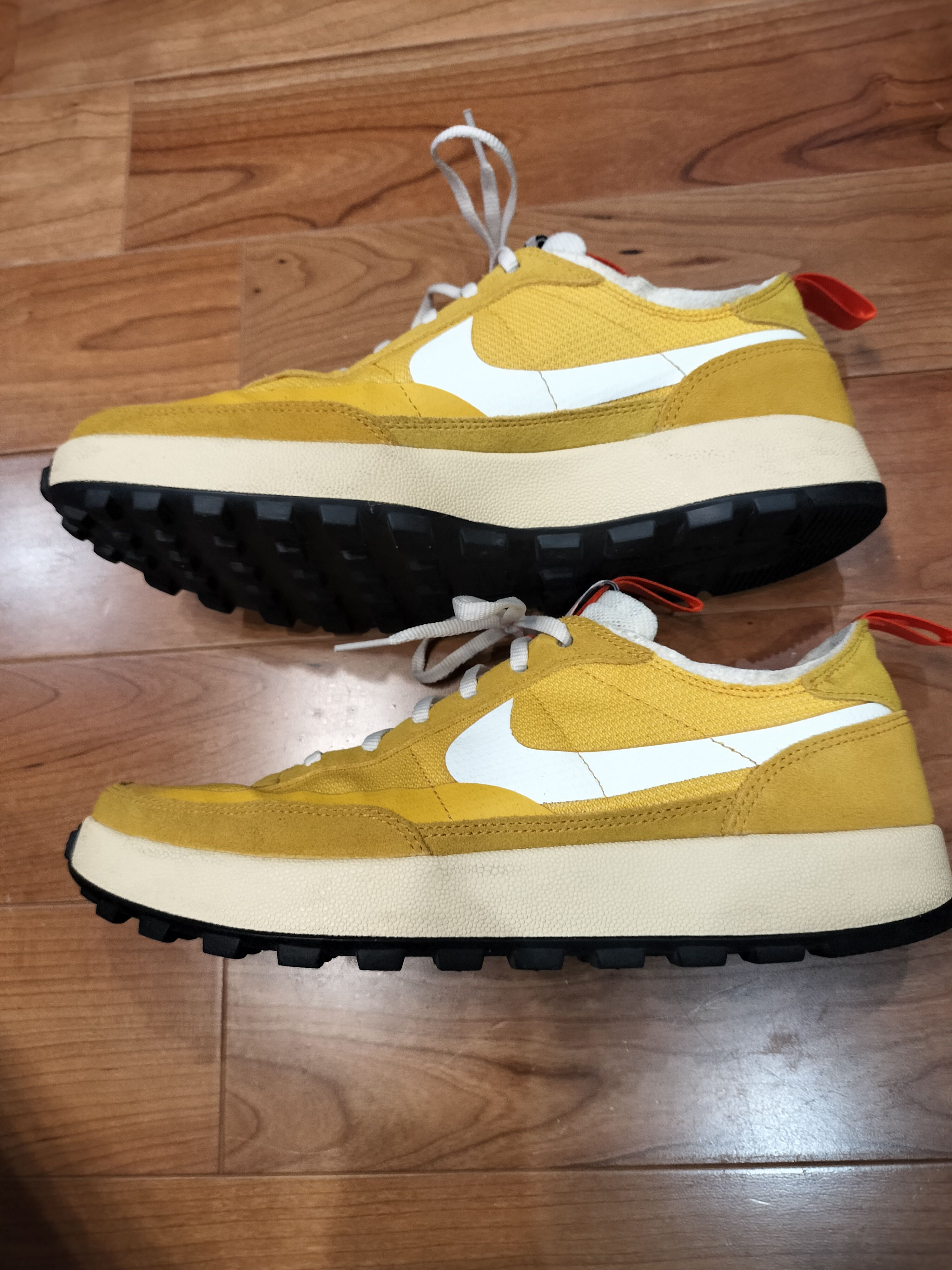 Tom Sachs × NikeCraft Women's General Purpose Shoe "Yellow / Archive"