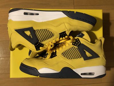 Nike Air Jordan 4 "Tour Yellow"