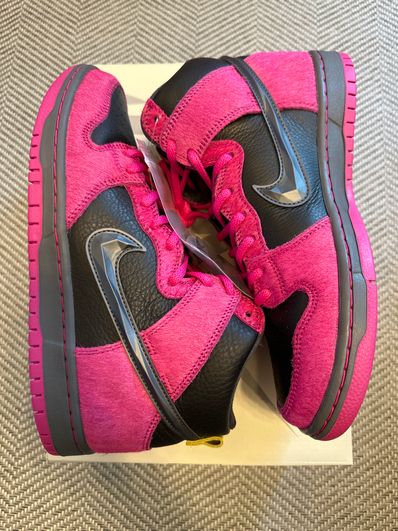Run The Jewels × Nike SB Dunk High "Active Pink and Black"