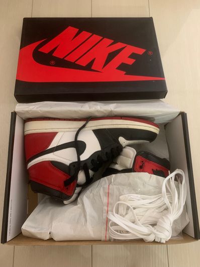 Nike Women's Air Jordan 1 Retro High "Satin Black Toe"