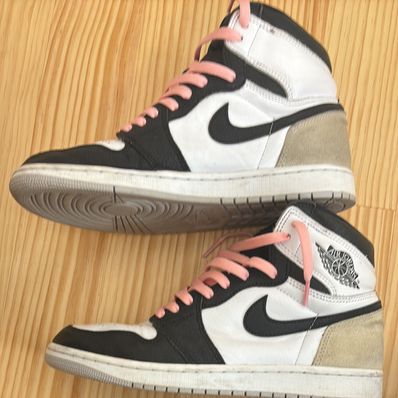 Nike Air Jordan 1 High OG "Bleached Coral"