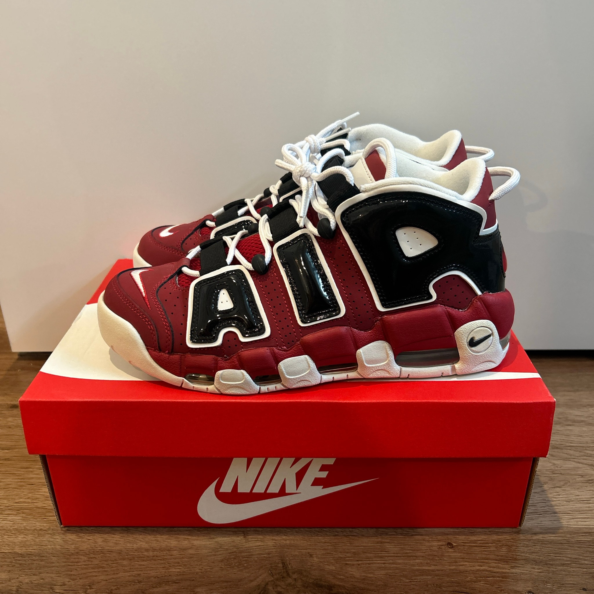 Nike Air More Uptempo ’96 "Black and Varsity Red" (2021)