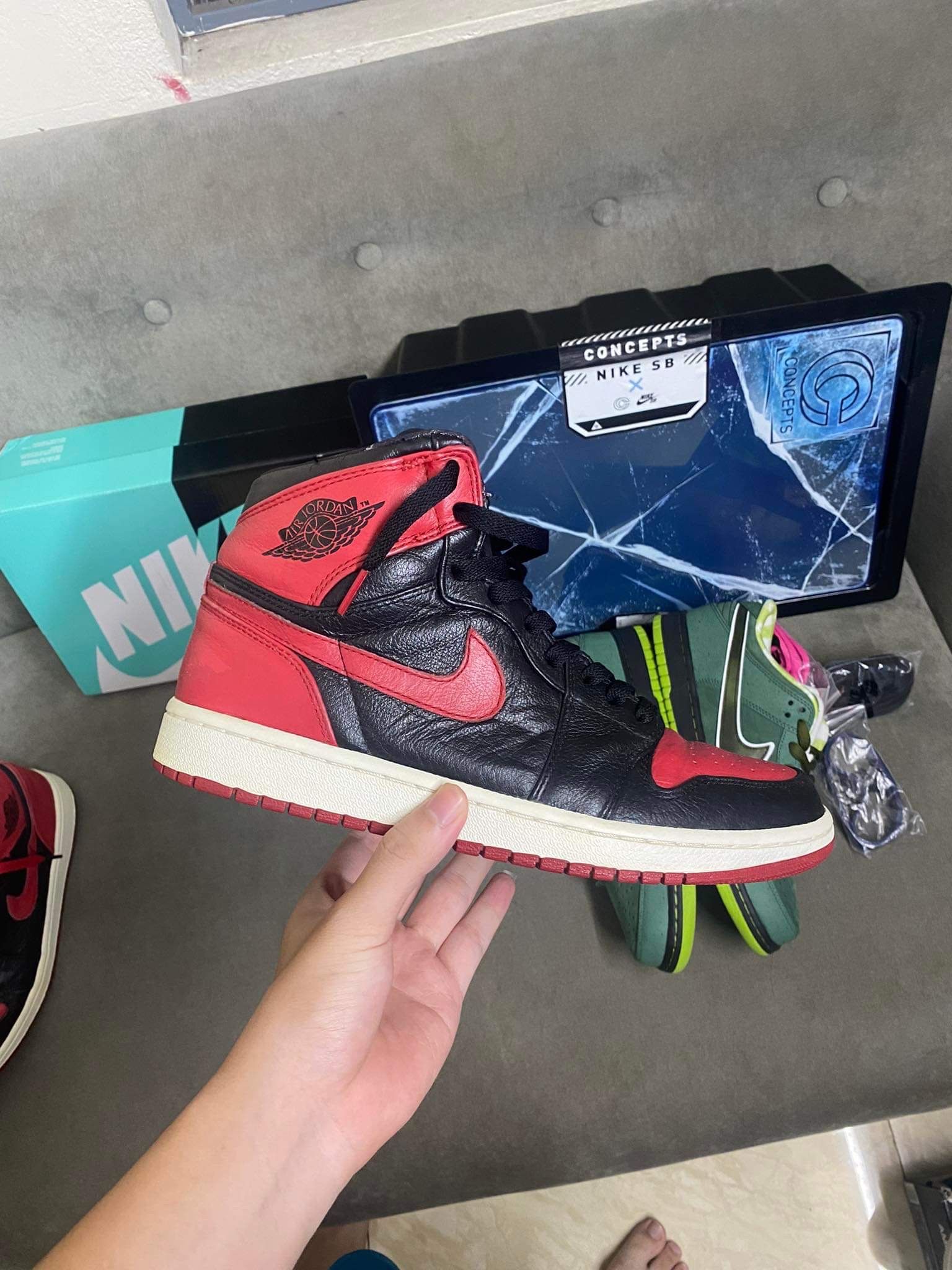 Nike Air Jordan 1 Retro High "Banned" (2011)