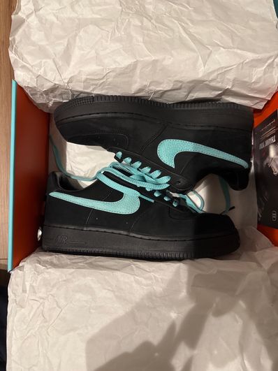 Tiffany & Co. × Nike Air Force 1 Low "1837"