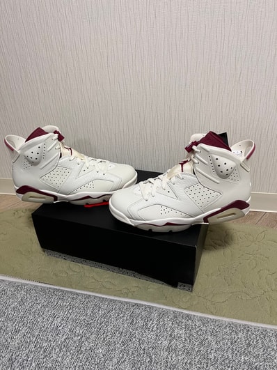 Nike Air Jordan 6 Retro "Maroon" (2015)