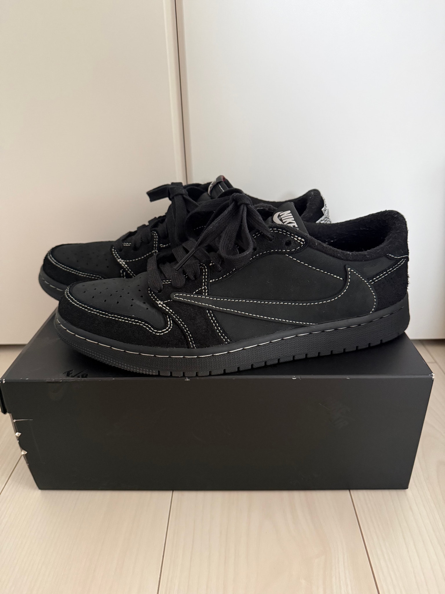 Travis Scott × Nike Air Jordan 1 Low OG SP "Black Phantom"