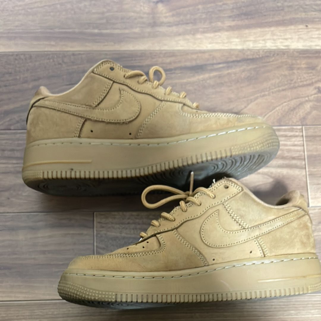Supreme × Nike Air Force 1 Low "Flax/Wheat"