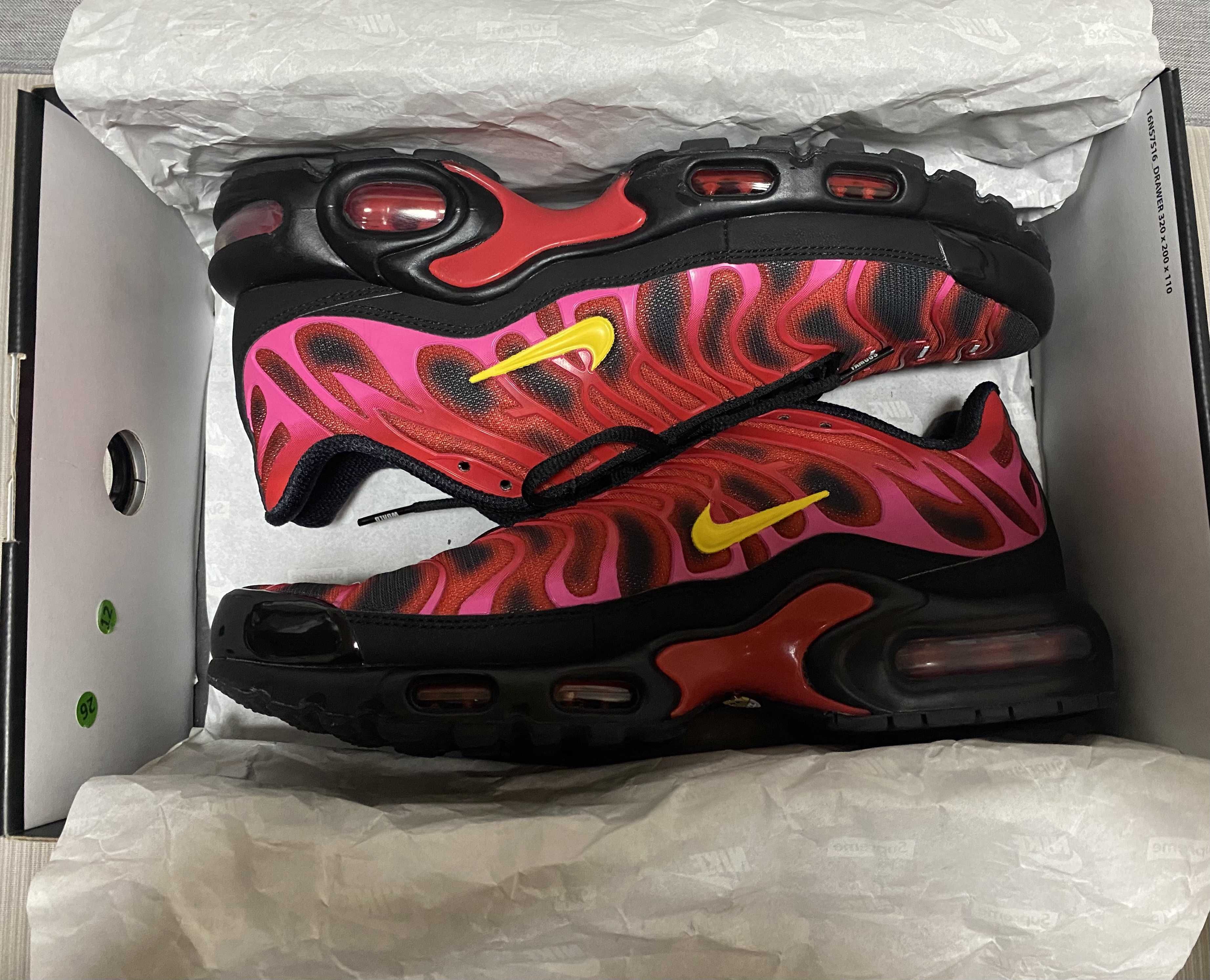 Supreme × Nike Air Max Plus "Hyper Grape"