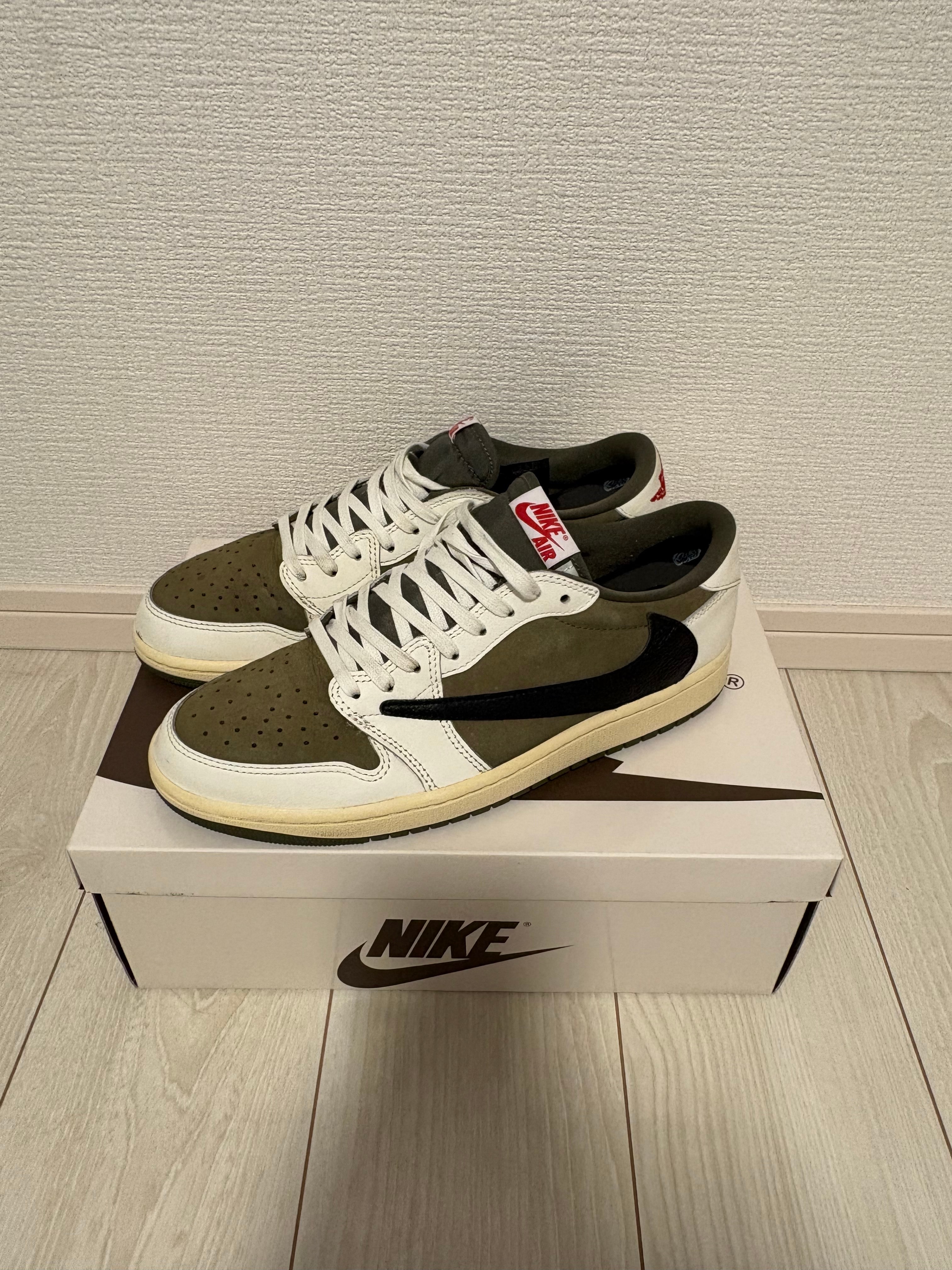 Travis Scott × Nike Air Jordan 1 Low OG SP "Reverse Olive"