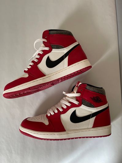 Nike Air Jordan 1 High OG "Lost & Found/Chicago"