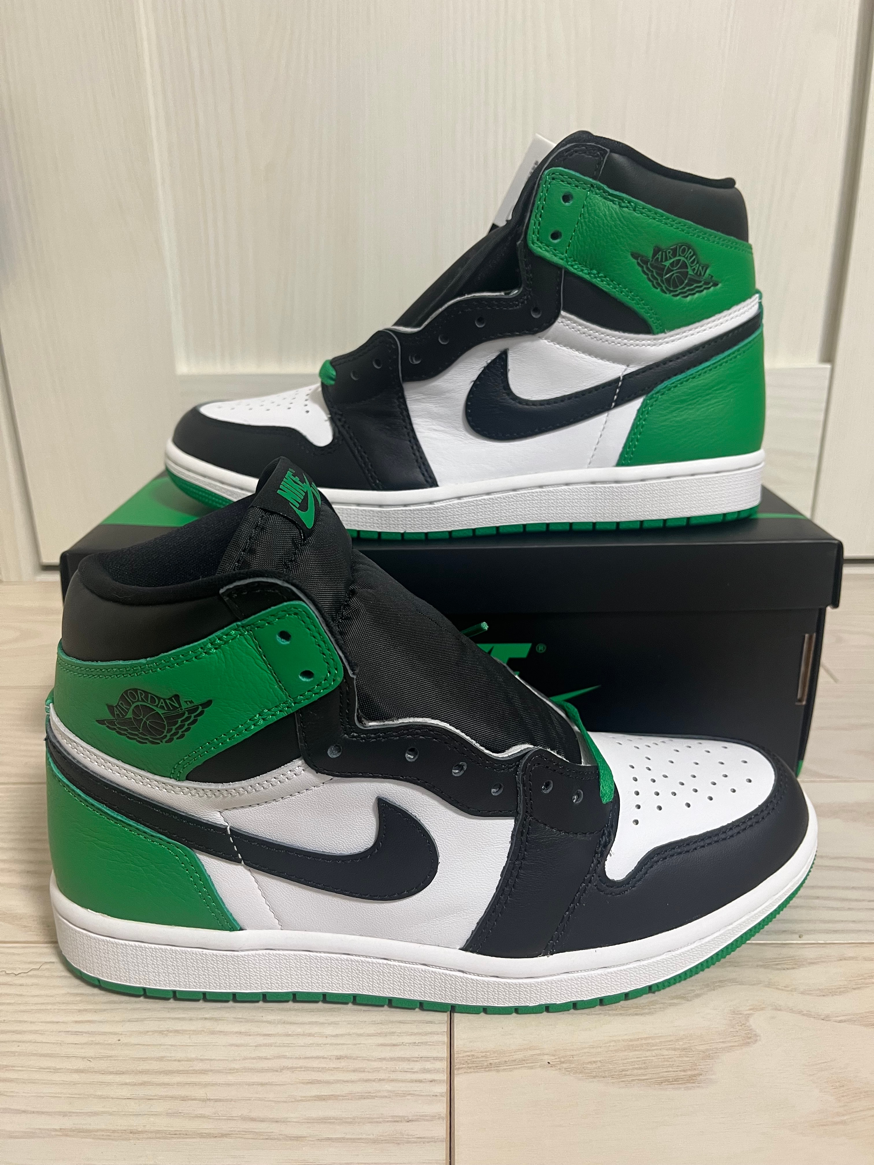 Nike Air Jordan 1 Retro High OG "Celtics/Black and Lucky Green" (2023)