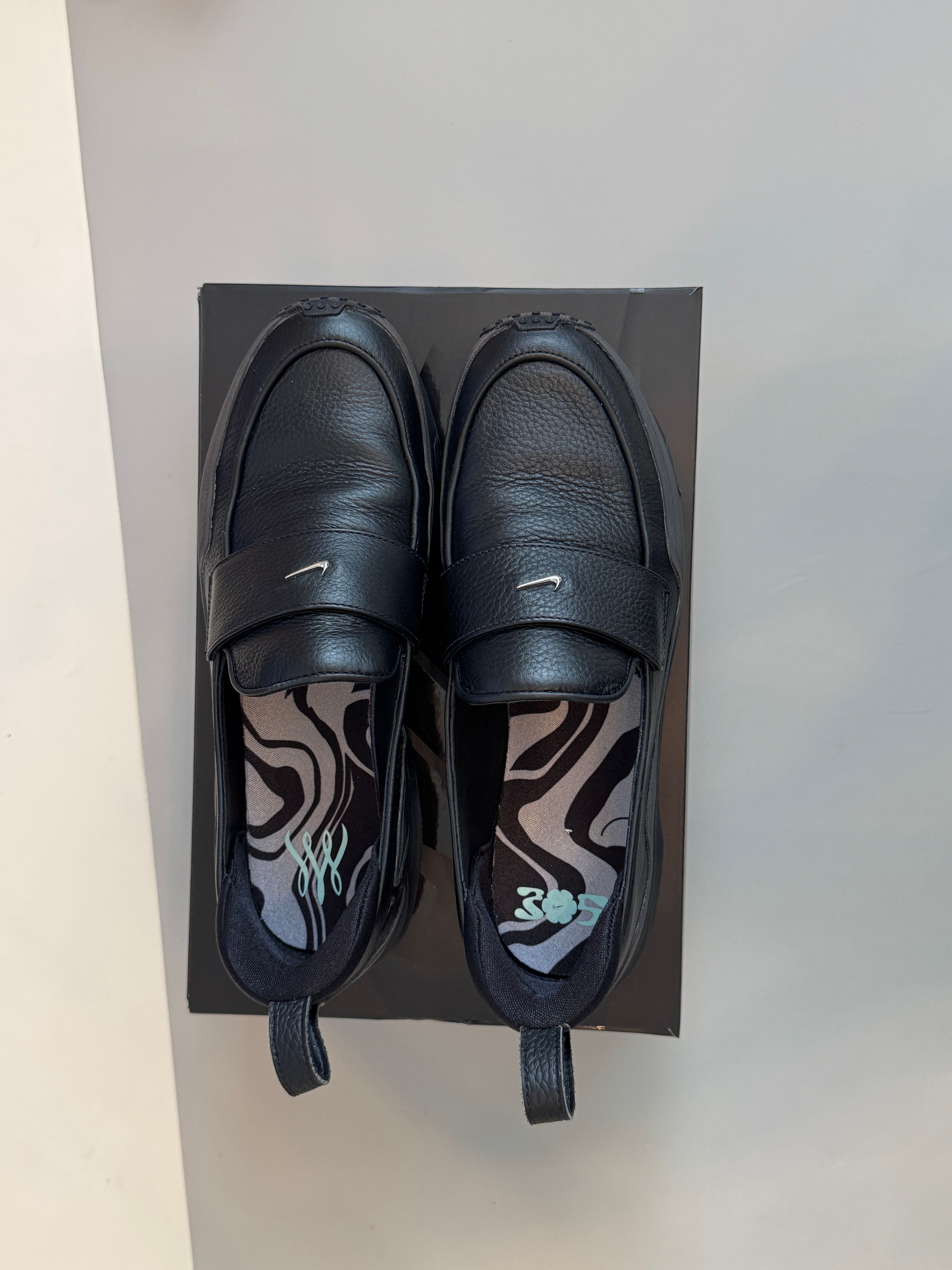 SWDC × Nike Women's Air Max Phenomena "Black/Metallic Silver"