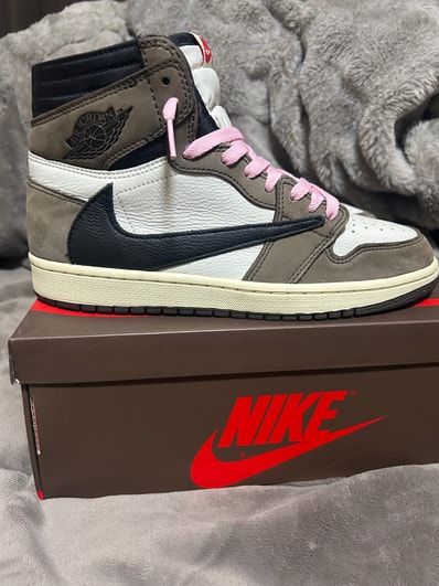 Travis Scott × Nike Air Jordan 1 Retro High OG TS SP "Sail/Dark Mocha"