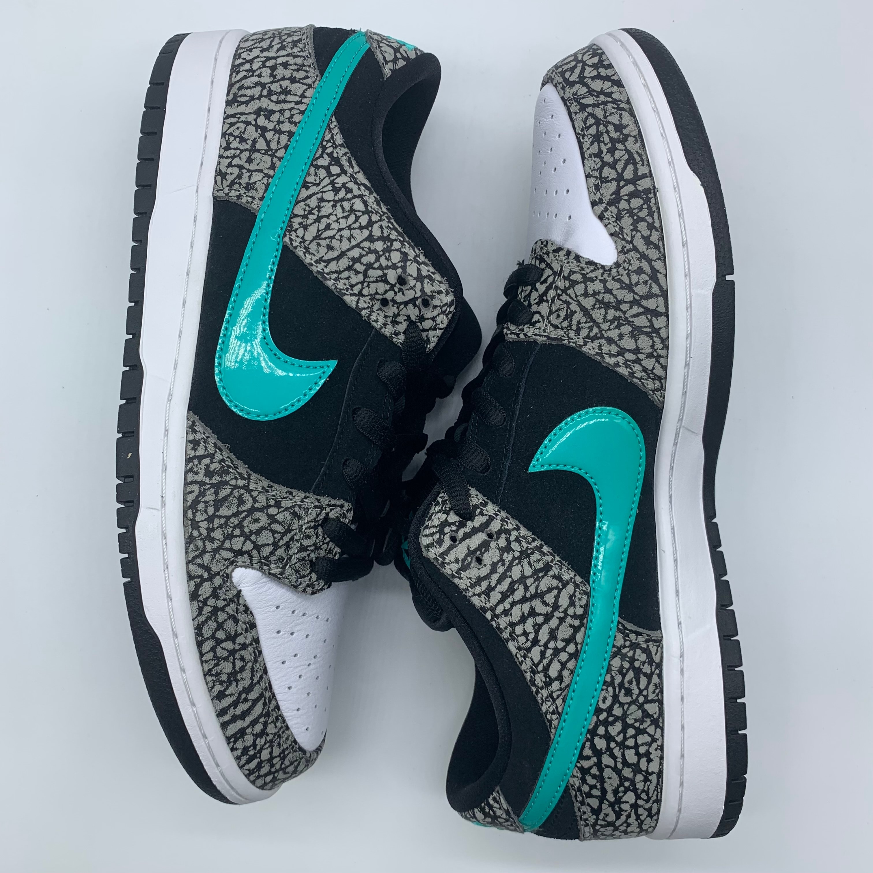 Nike SB Dunk Low "Elephant/Safari"