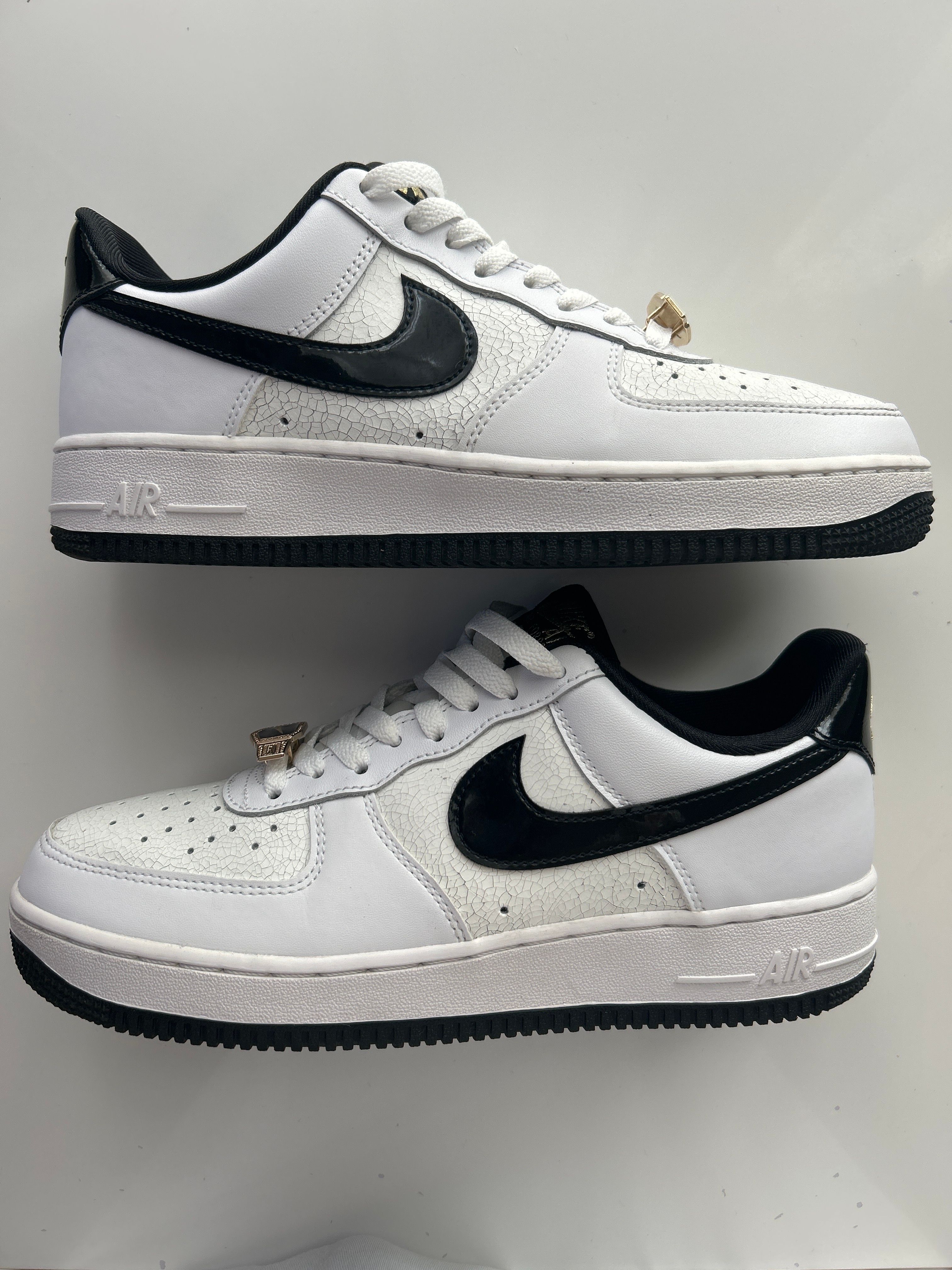 Nike Air Force 1 Low '07 LV8 "World Champ/White and Black"