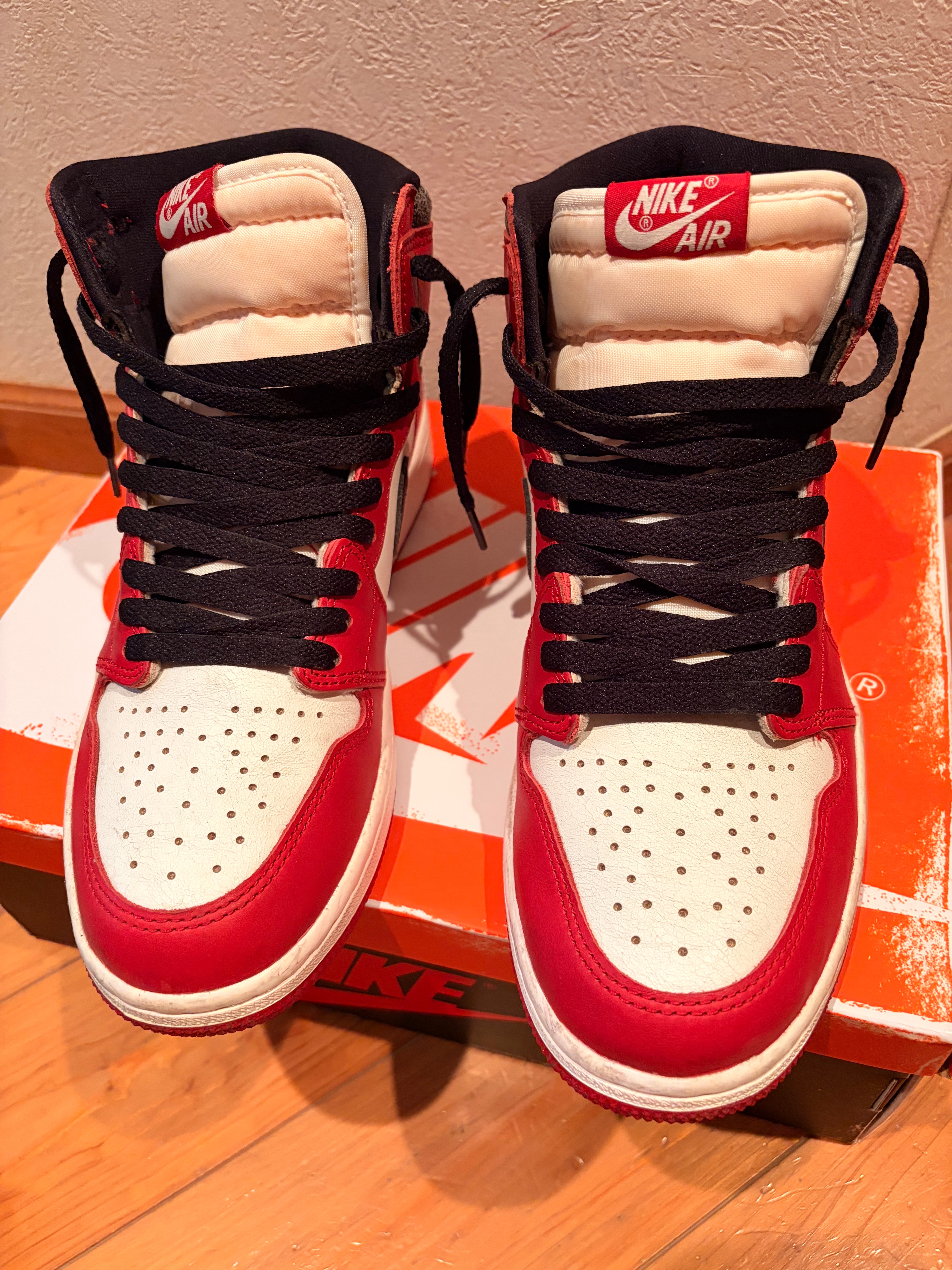 Nike Air Jordan 1 High OG "Lost & Found/Chicago"