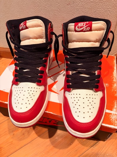 Nike Air Jordan 1 High OG "Lost & Found/Chicago"