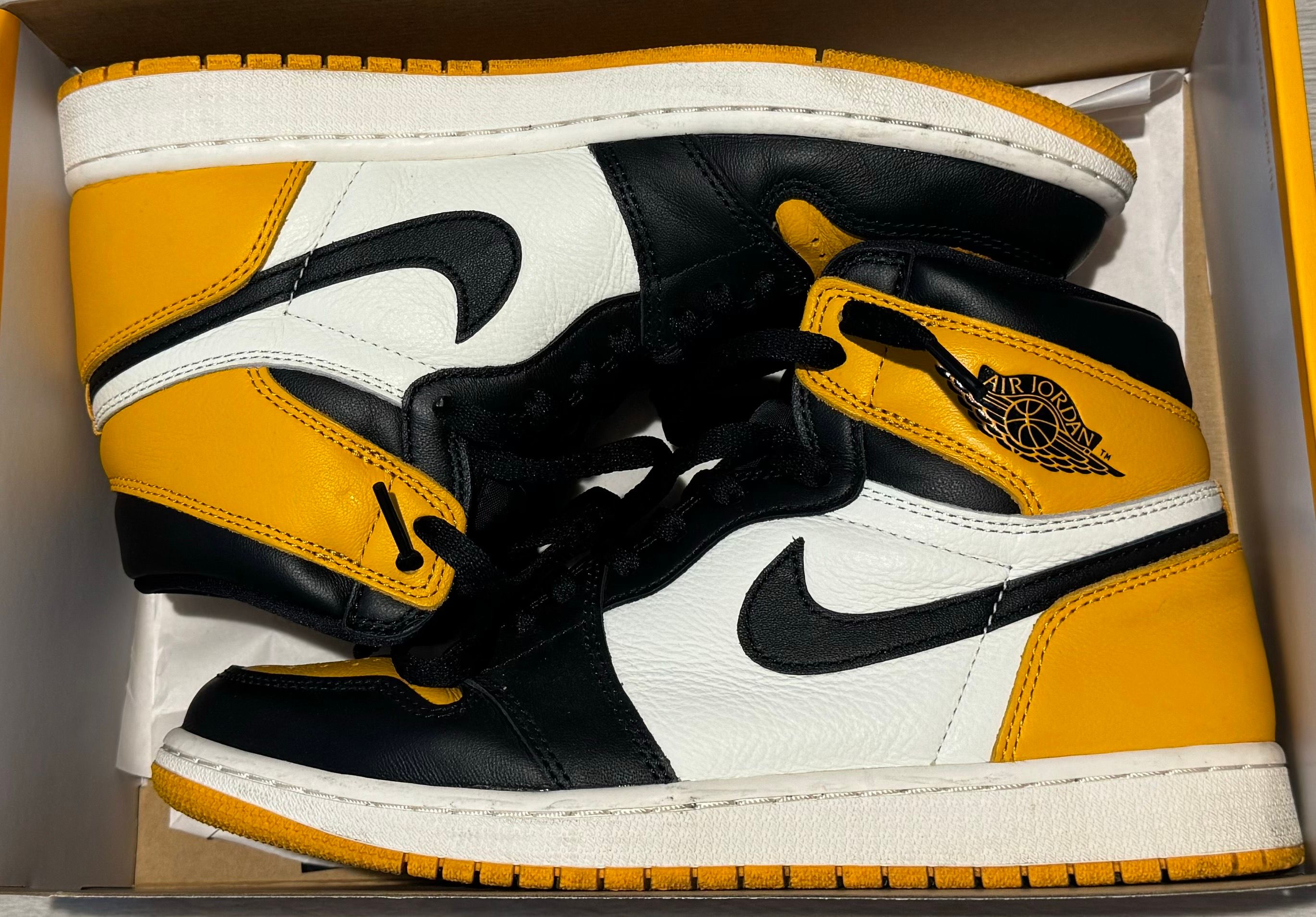 Nike Air Jordan 1 Retro High OG "Taxi"