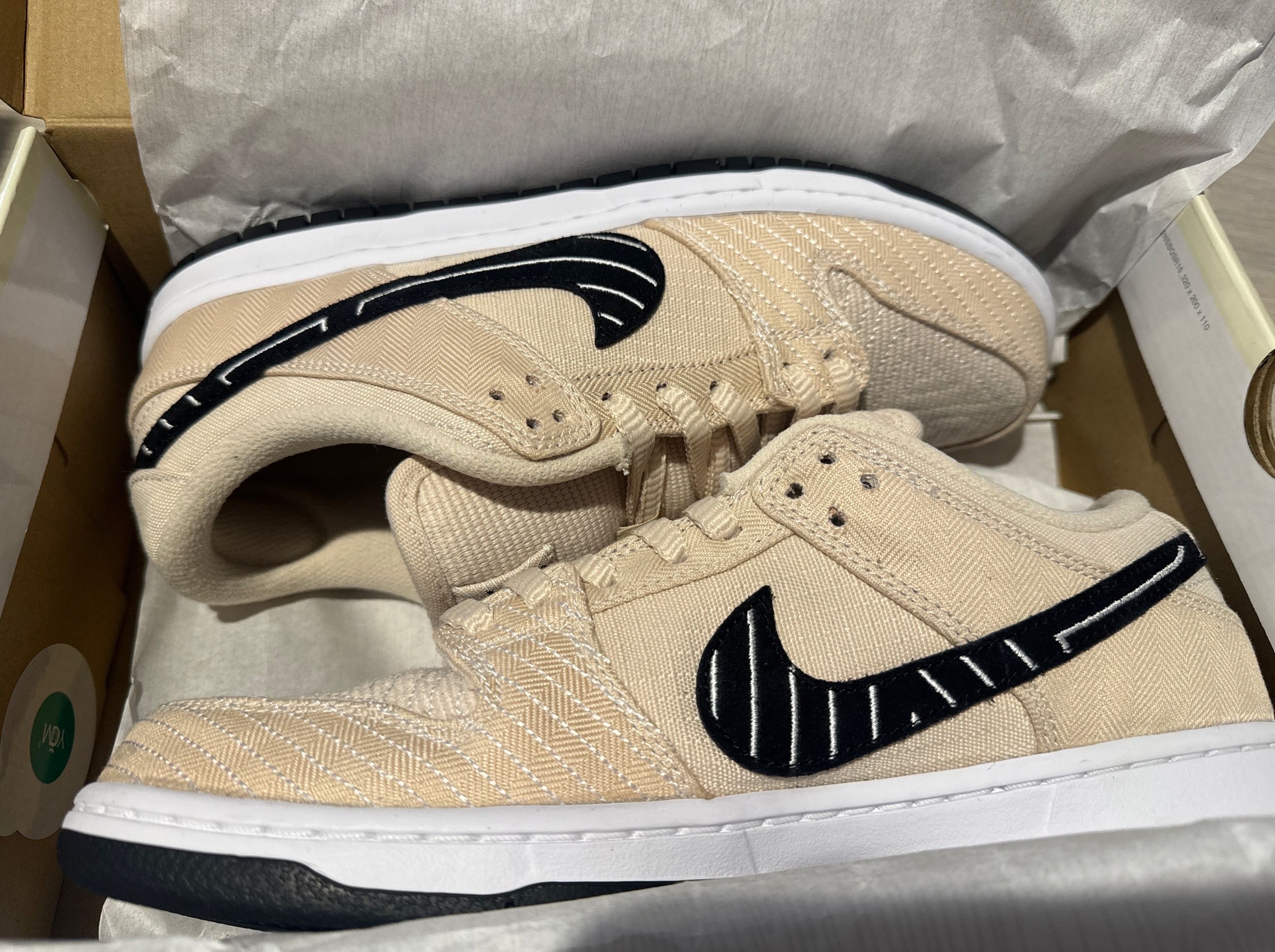 Albino & Preto × Nike SB Dunk Low Pro QS "Pearl White"