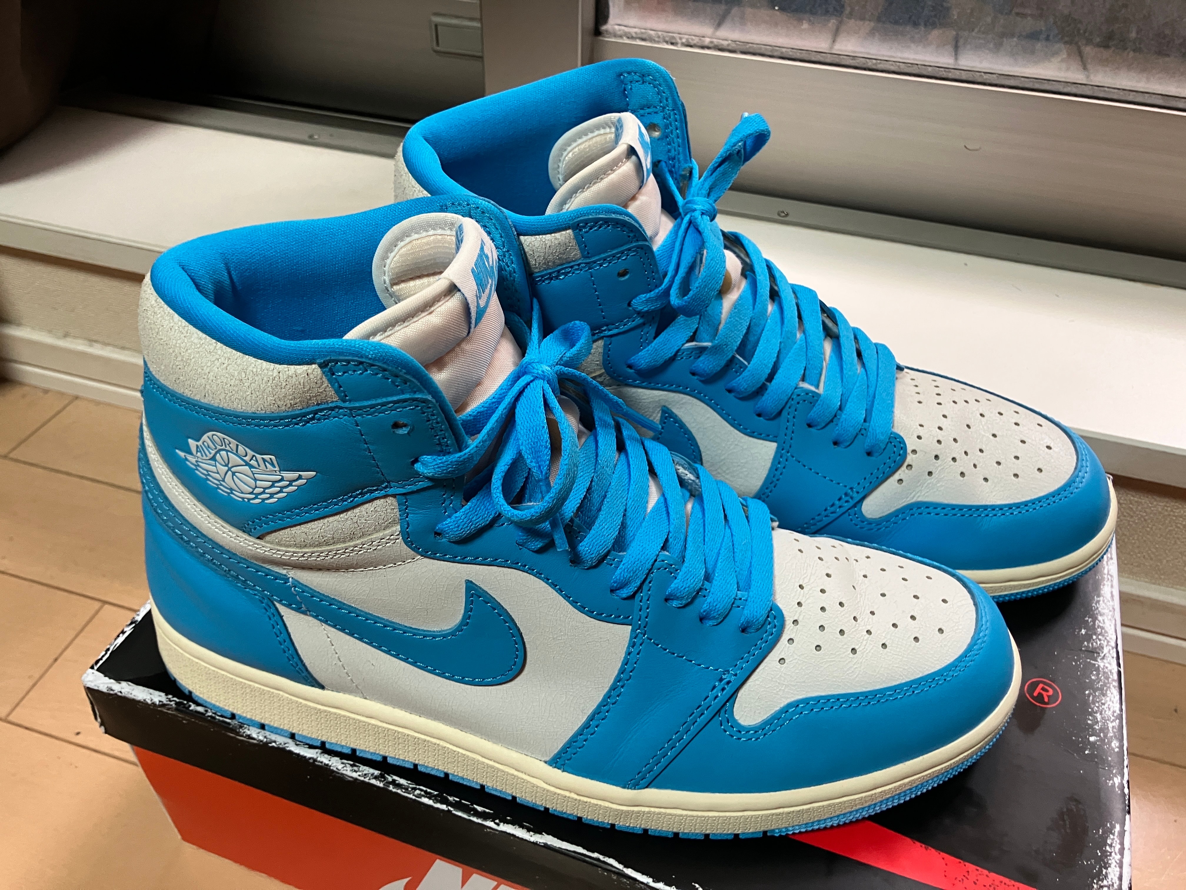 Nike Air Jordan 1 Retro High OG "UNC Reimagined"
