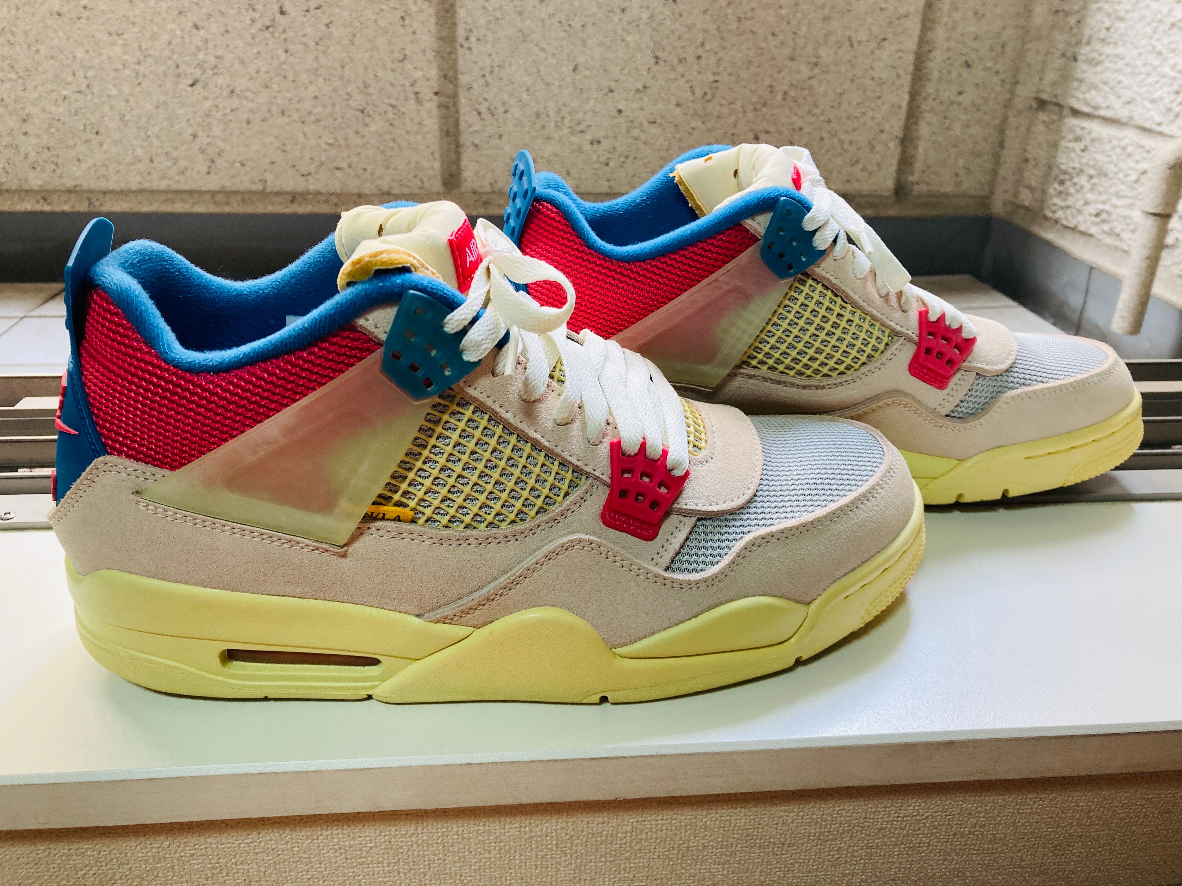 UNION × Nike Air Jordan 4 SP "Guava Ice/Light Fusion Red"