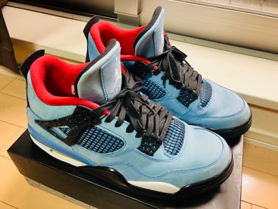 Travis Scott × Nike Air Jordan 4 Retro Cactus Jack "University Blue"