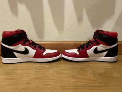 Nike Women's Air Jordan 1 High OG "Satin Red"