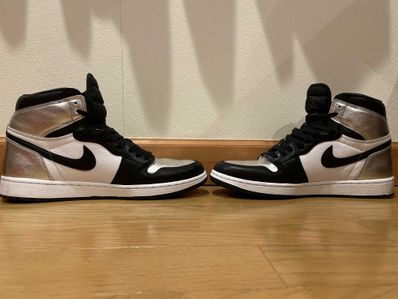 Nike Women's Air Jordan 1 Retro High OG "Silver Toe"
