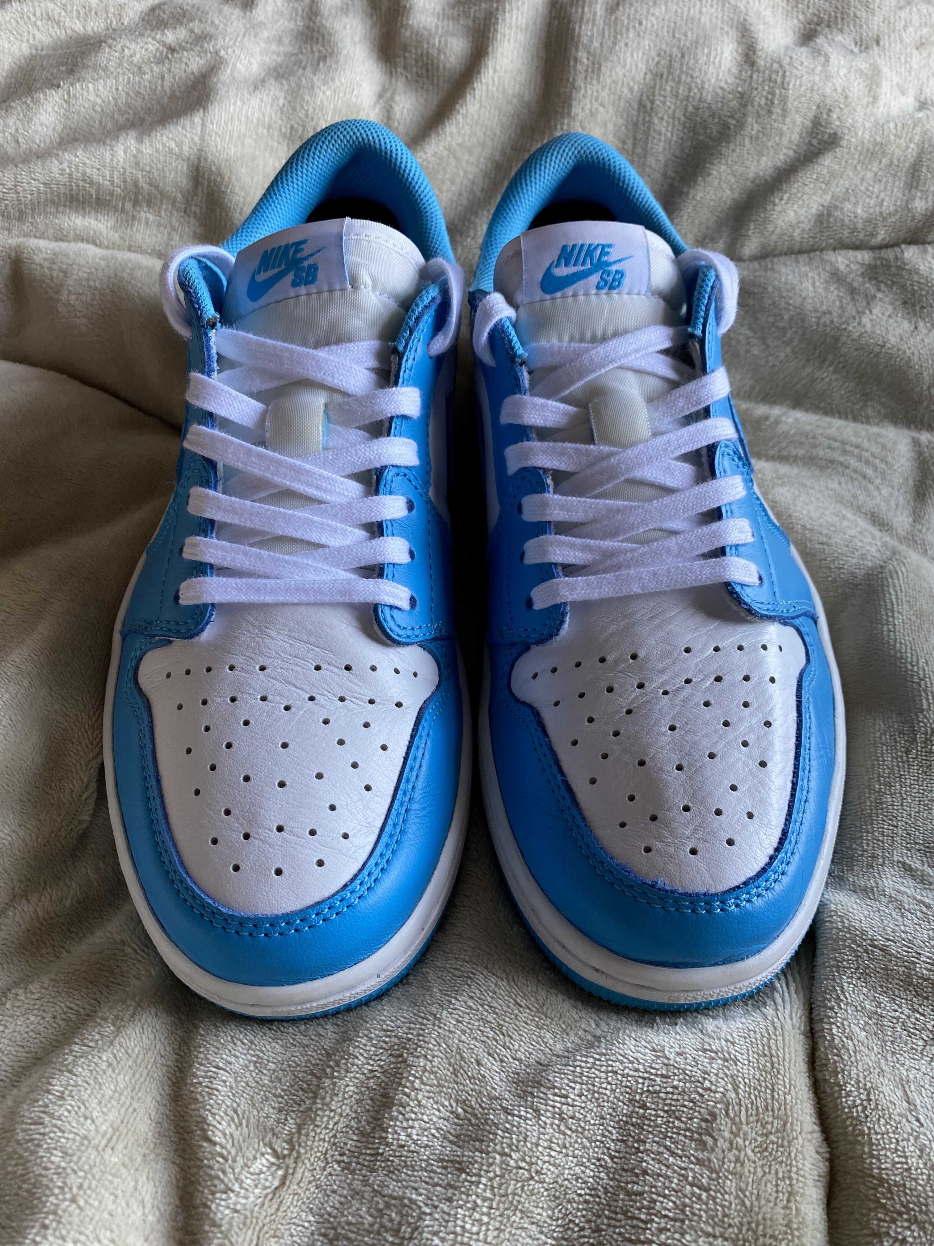 Nike SB Air Jordan 1 Low "UNC" 