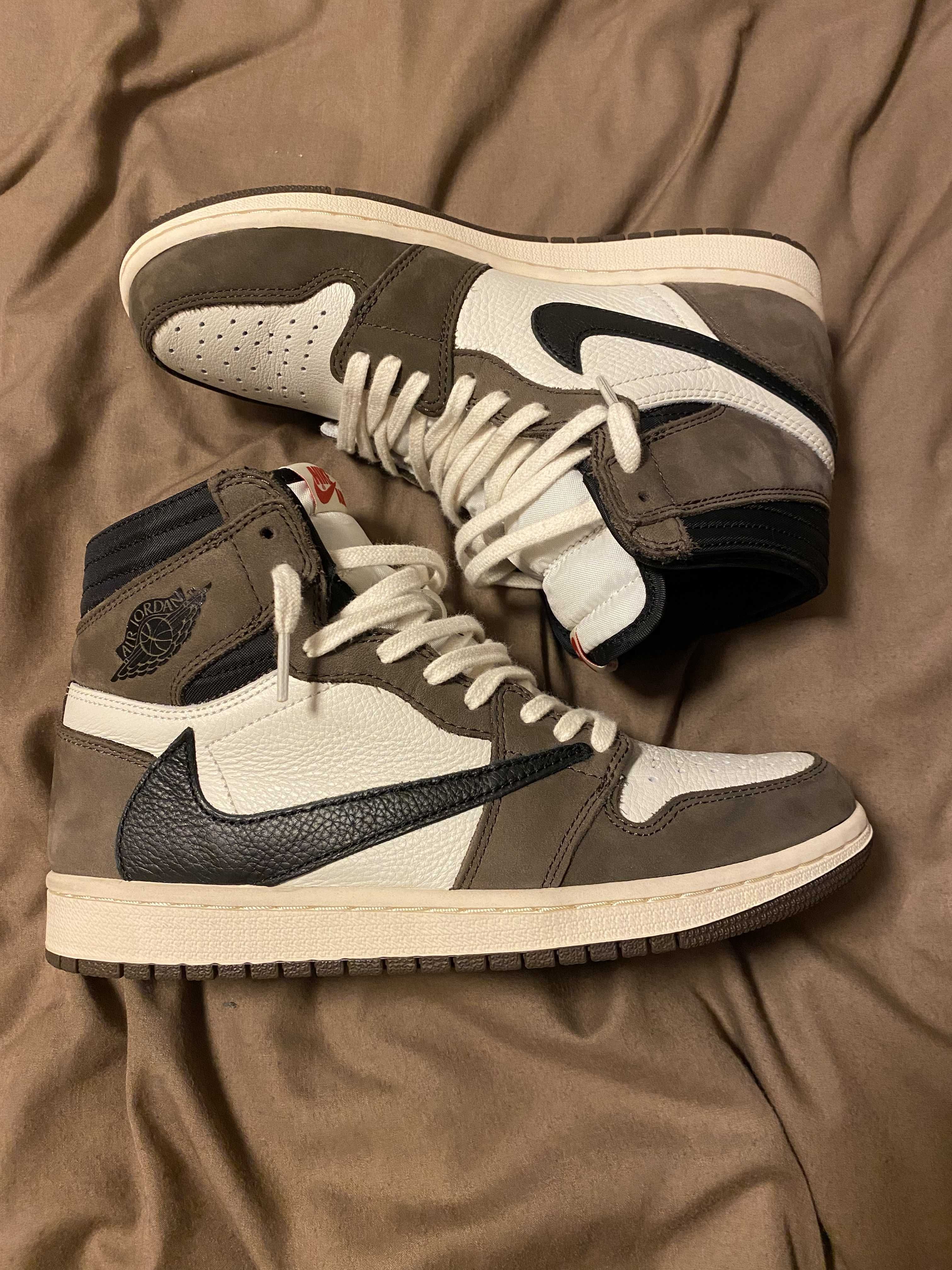 Travis Scott × Nike Air Jordan 1 Retro High OG TS SP "Sail/Dark Mocha"