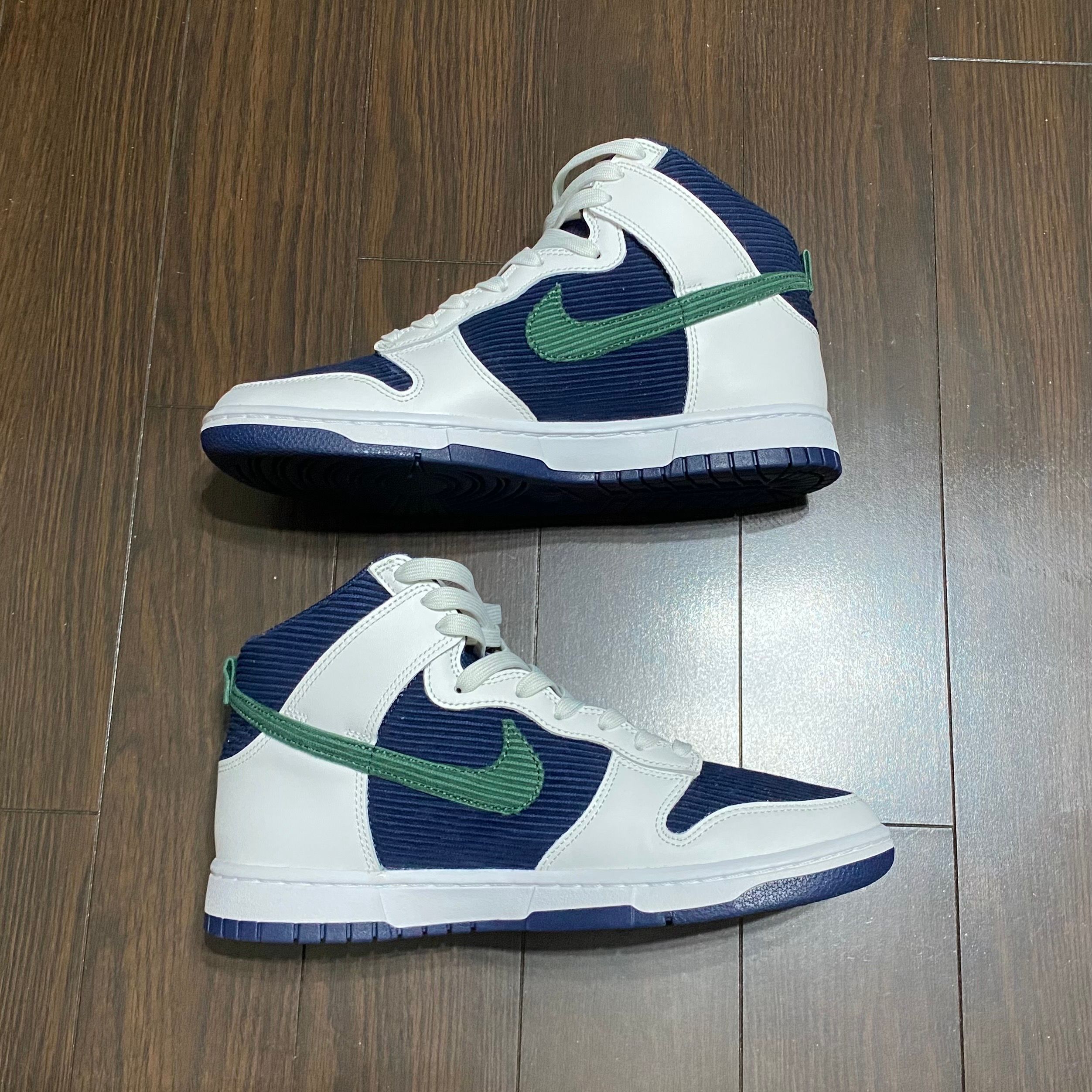 Nike Dunk High EMB "College Navy"