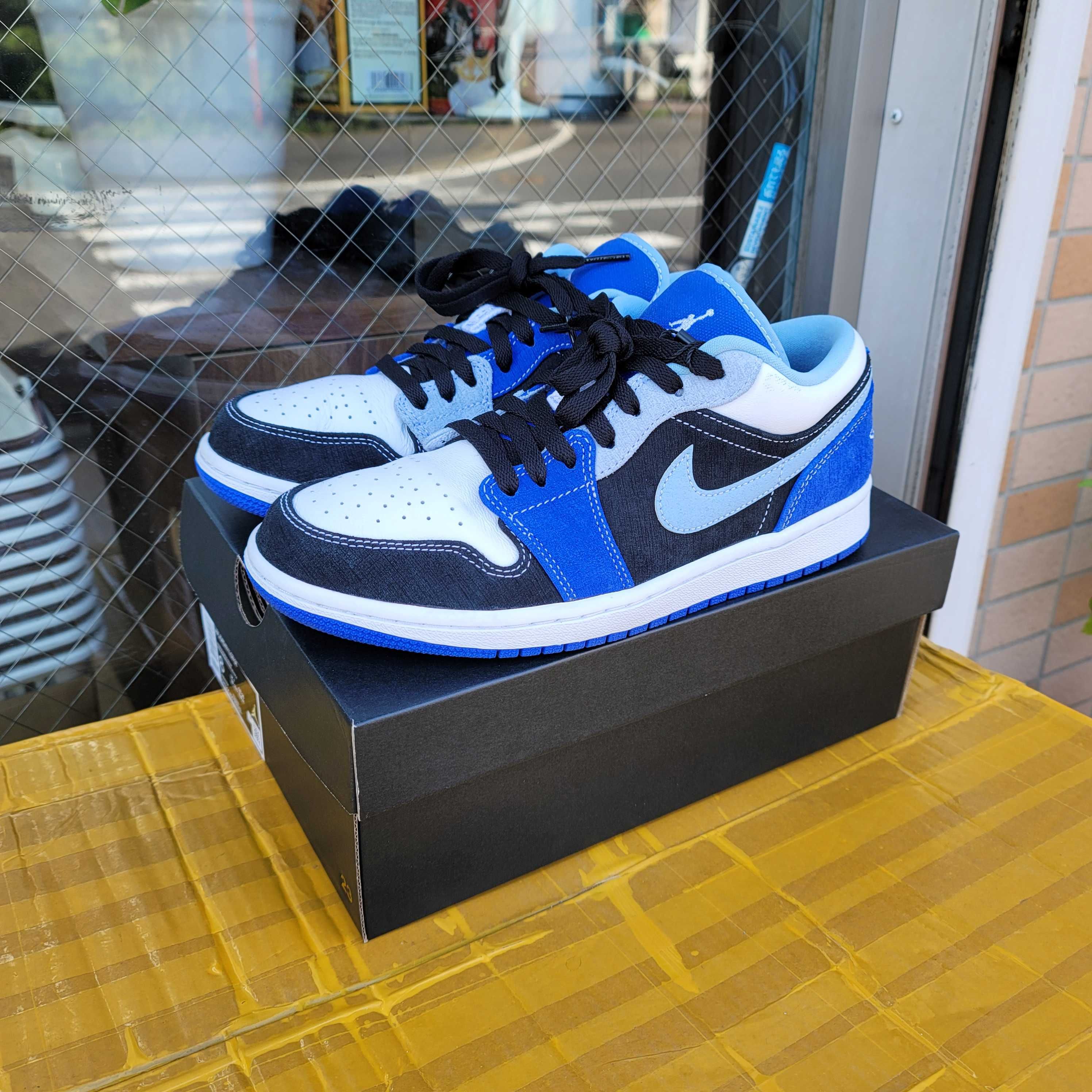 Nike Air Jordan 1 Low "White/Black/Blue"