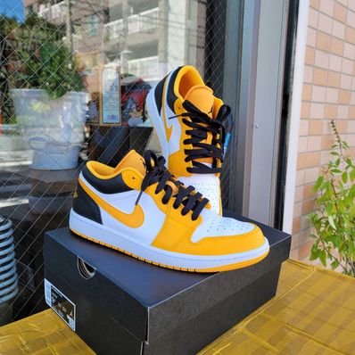 Nike Air Jordan 1 Low "Taxi"