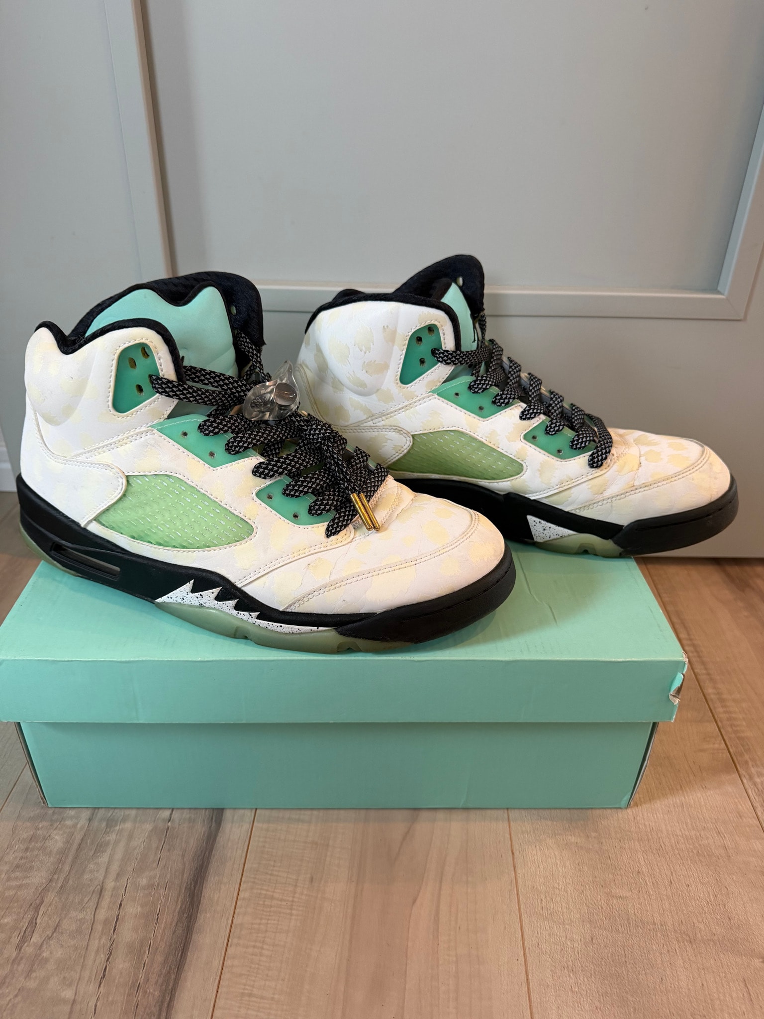 Nike Air Jordan 5 "White/Black/Island Green"