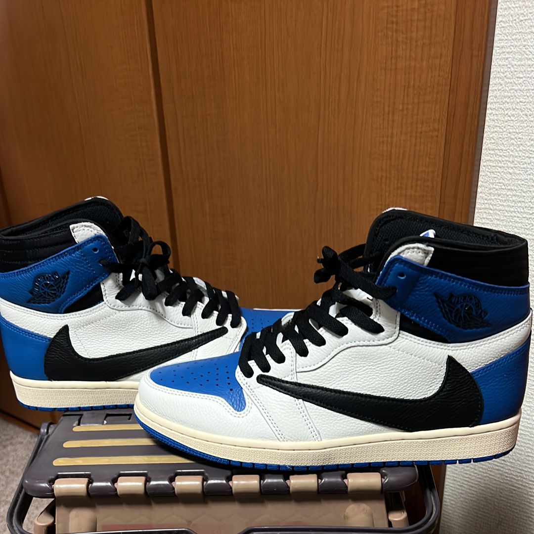 Travis Scott × fragment design × Nike Air Jordan 1 Retro High OG SP "Military Blue"