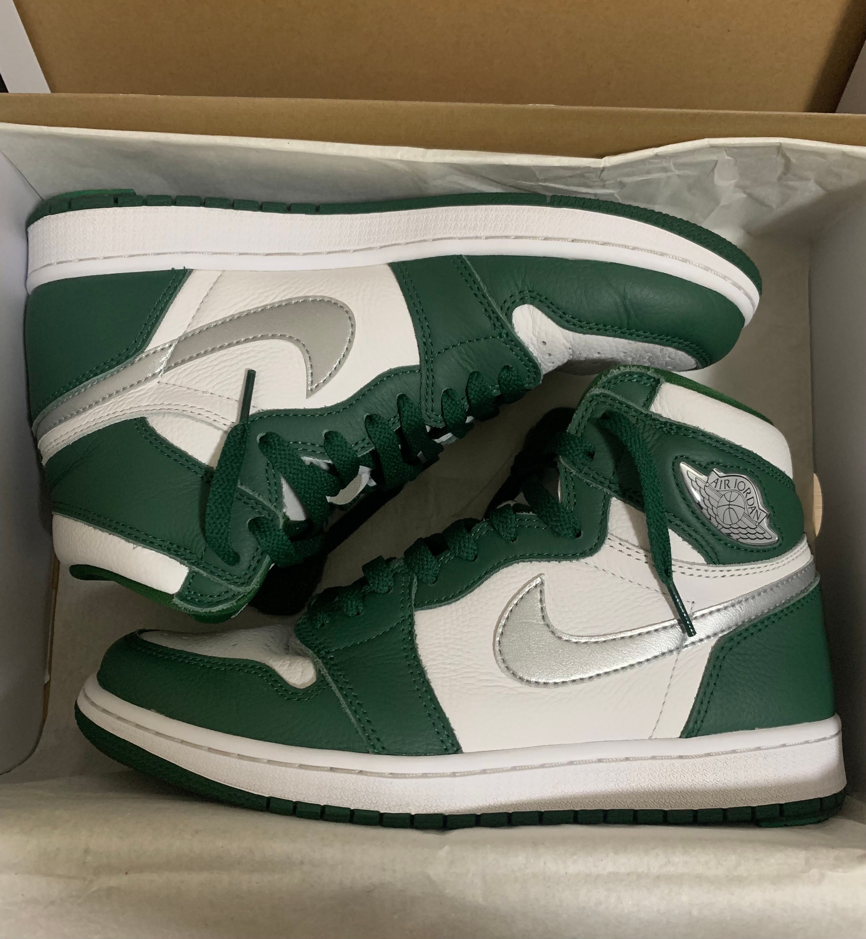 Nike Air Jordan 1 High Retro OG "Gorge Green"