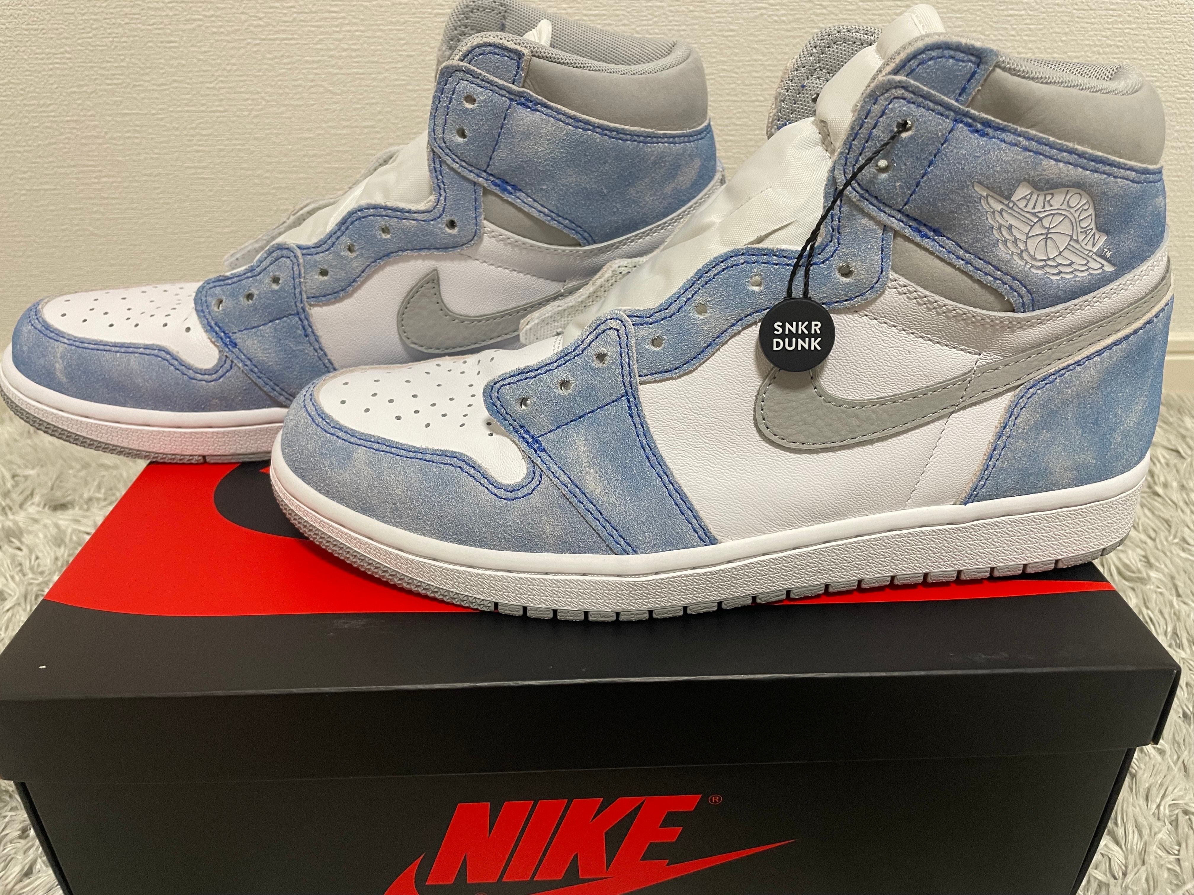 Nike Air Jordan 1 High OG "Hyper Royal"