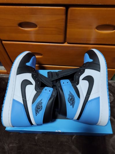 Nike Air Jordan 1 Retro High OG "University Blue/UNC Toe"